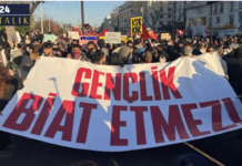 Apolitik ya da asosyal değiller: Z kuşağına kızmak kolay, anlamak zor